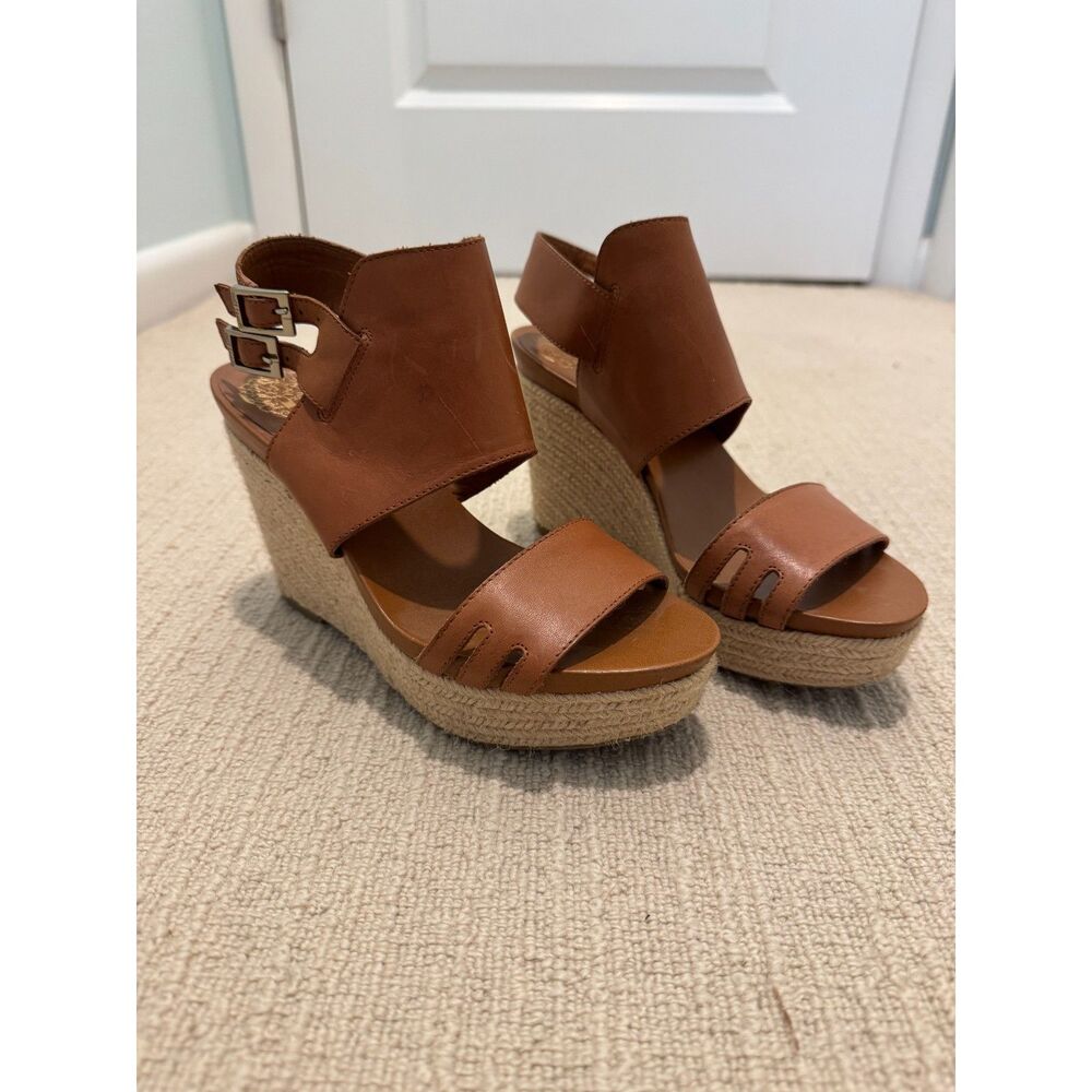 Vince Camuto Temperton Espadrille Wedge in Fudge/Natural sz 6